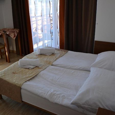 Gosciniec Kaszebe Bed & Breakfast Leba Exterior photo