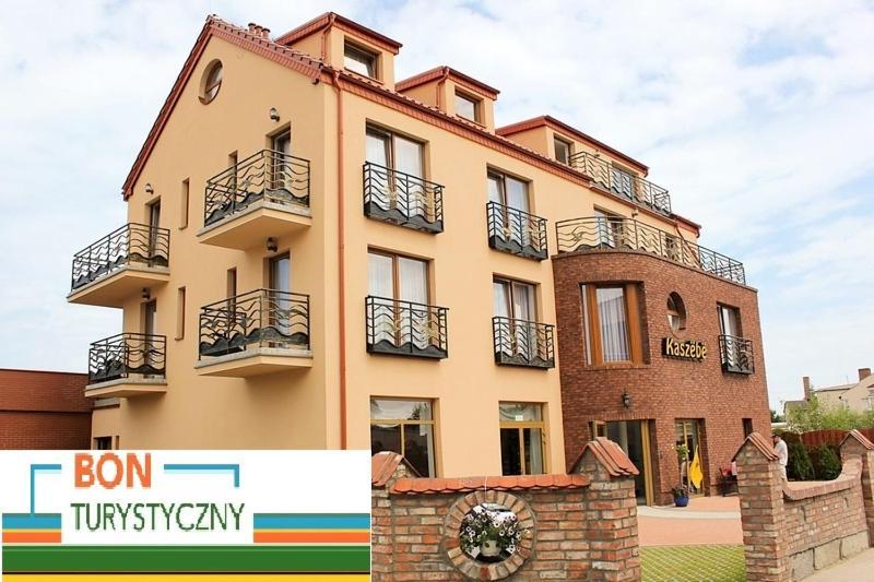 Gosciniec Kaszebe Bed & Breakfast Leba Exterior photo