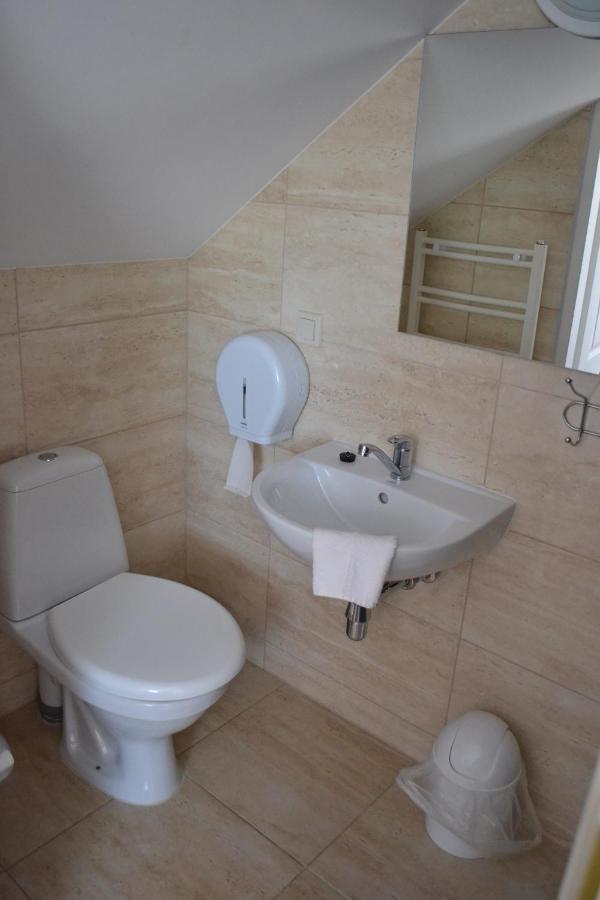 Gosciniec Kaszebe Bed & Breakfast Leba Room photo