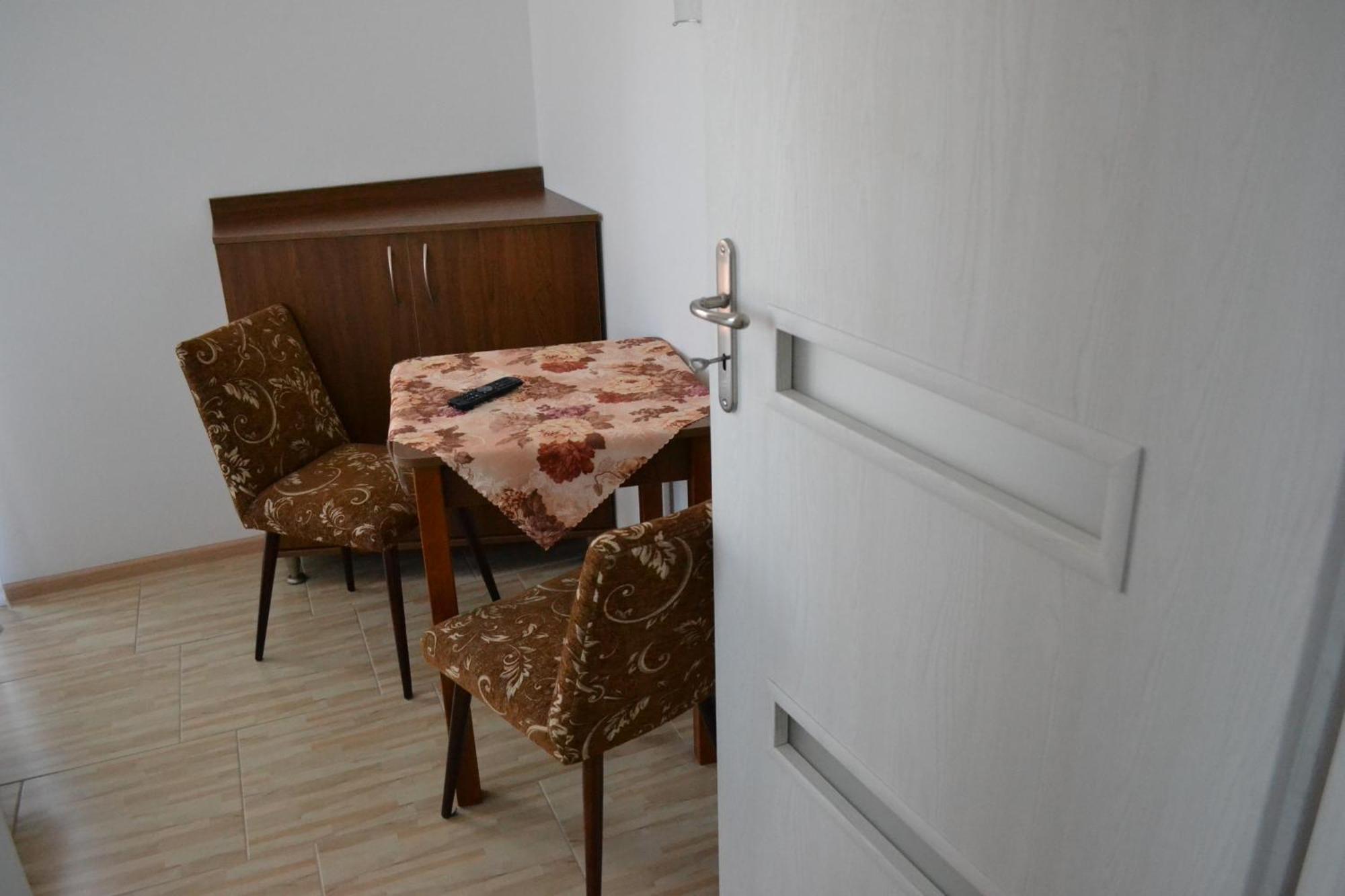 Gosciniec Kaszebe Bed & Breakfast Leba Exterior photo